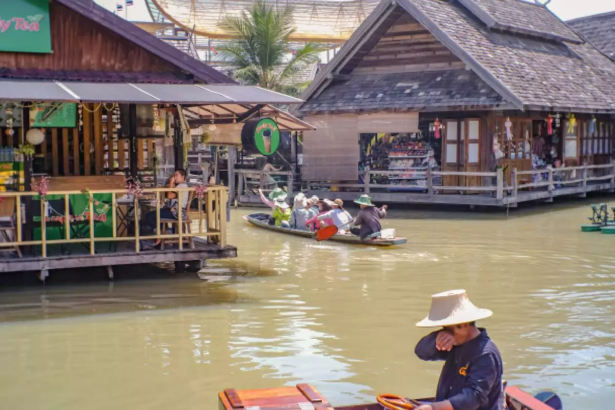 Pattaya Floating Market