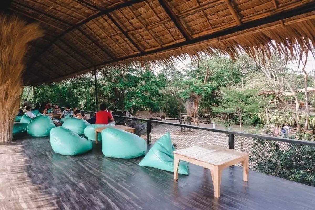 Elephant Village Pattaya And Mongchang Cafe