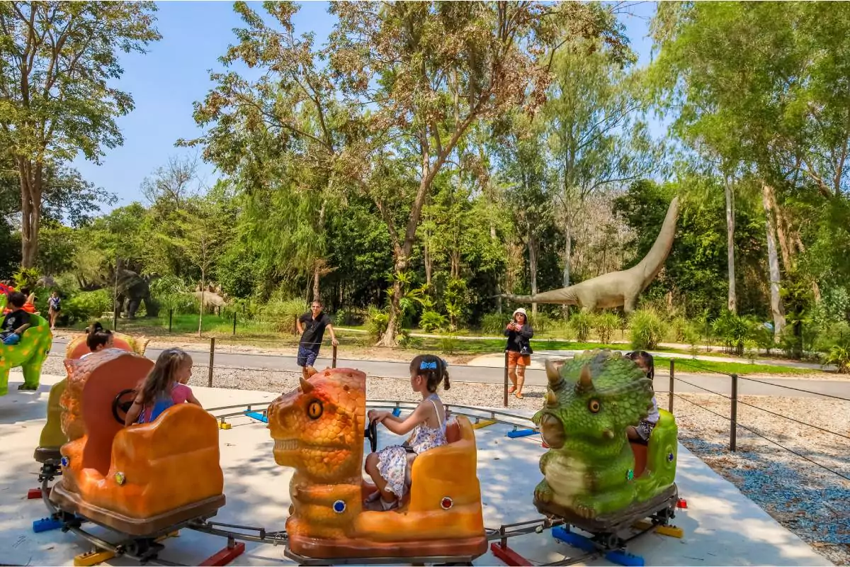 Pattaya Dinosaur Kingdom