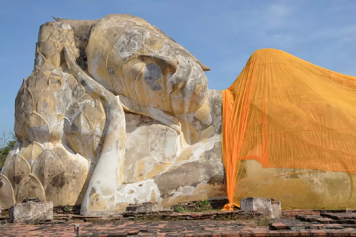 Ayutthaya Full Day Tour By Cruise And Bus