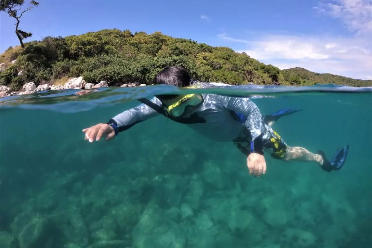 Koh Phai, Koh Rin, Koh Ped Islands Tour Pattaya by Yacht
