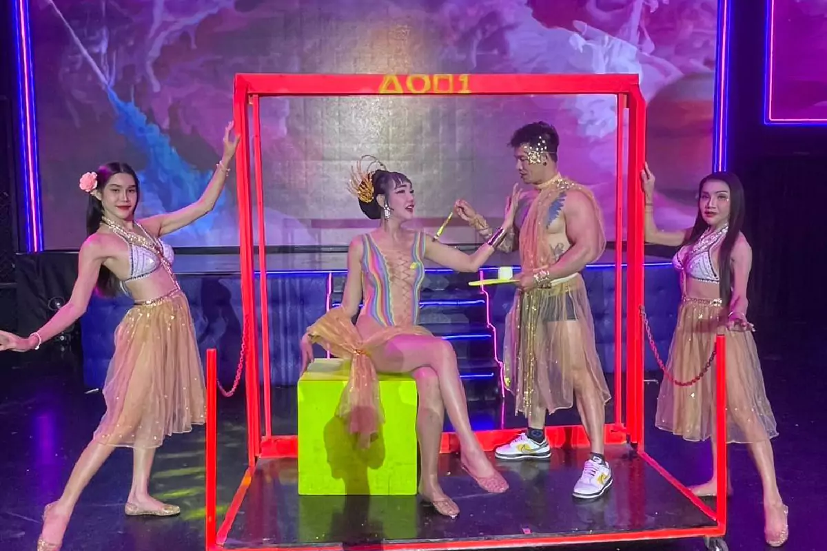 79 Adult Show Pattaya