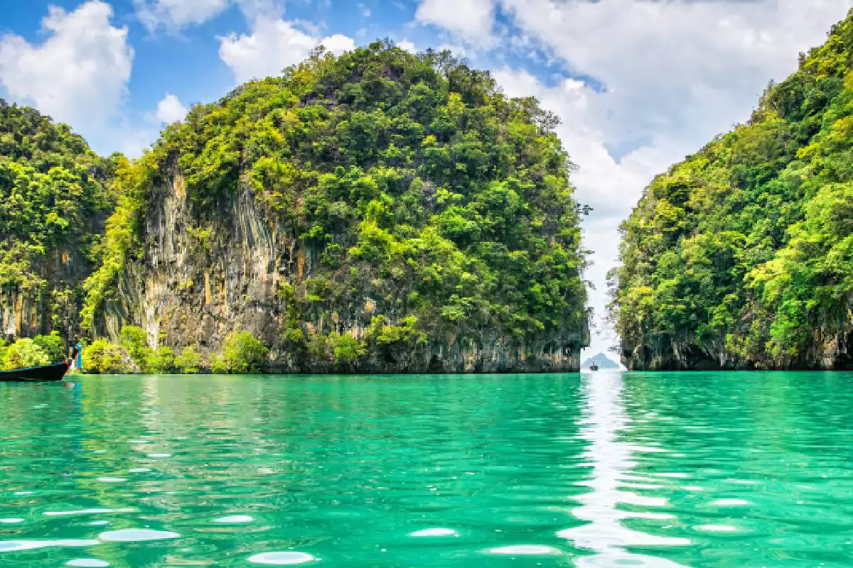 Hong Island Tour Krabi By Longtail Boat With Lunch